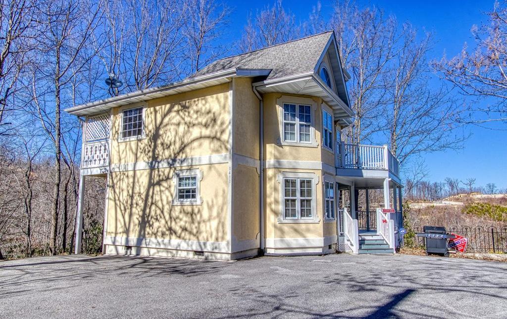 Ober Hideaway, Hot Tub, Wifi, 1089 Free Tickets Each Paid Day, Dollywood And More Гатлинбург Экстерьер фото