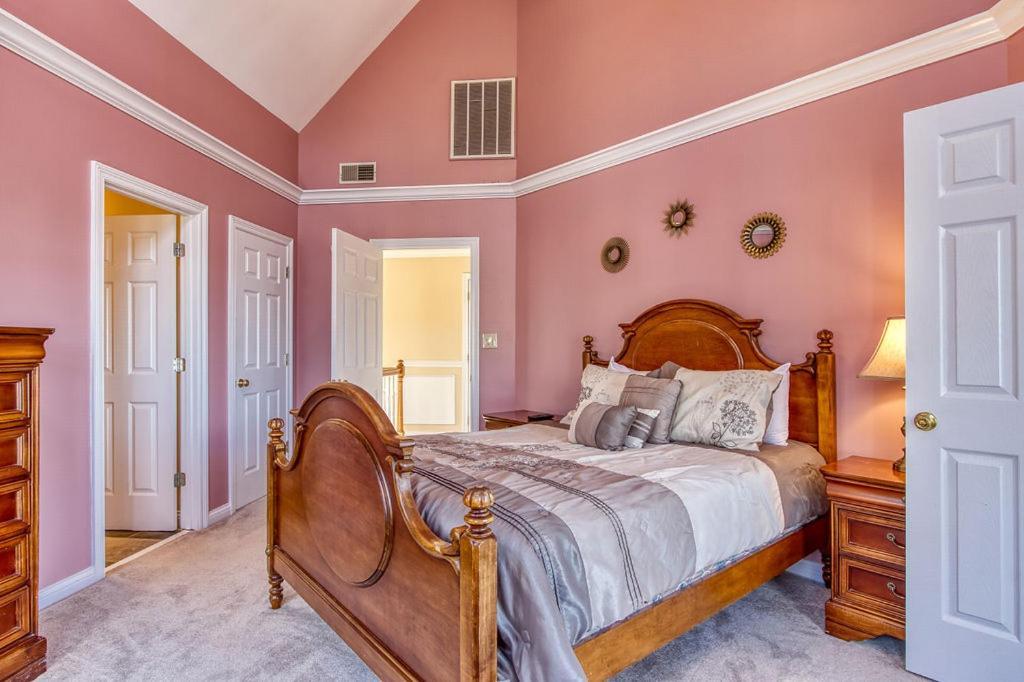 Ober Hideaway, Hot Tub, Wifi, 1089 Free Tickets Each Paid Day, Dollywood And More Гатлинбург Экстерьер фото