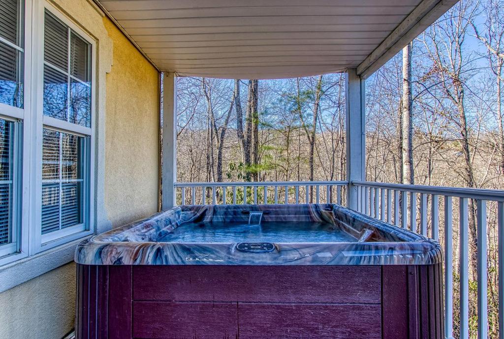 Ober Hideaway, Hot Tub, Wifi, 1089 Free Tickets Each Paid Day, Dollywood And More Гатлинбург Экстерьер фото