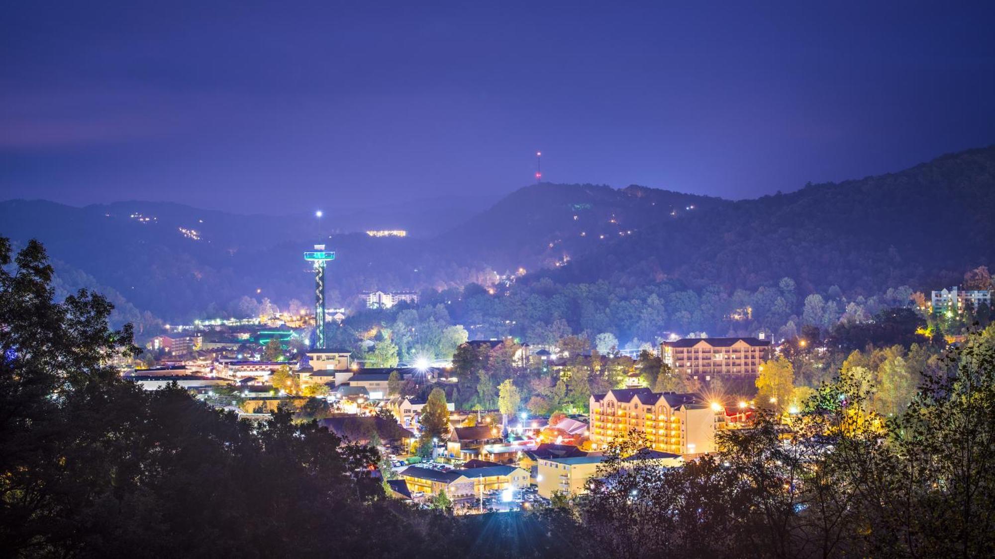 Ober Hideaway, Hot Tub, Wifi, 1089 Free Tickets Each Paid Day, Dollywood And More Гатлинбург Экстерьер фото